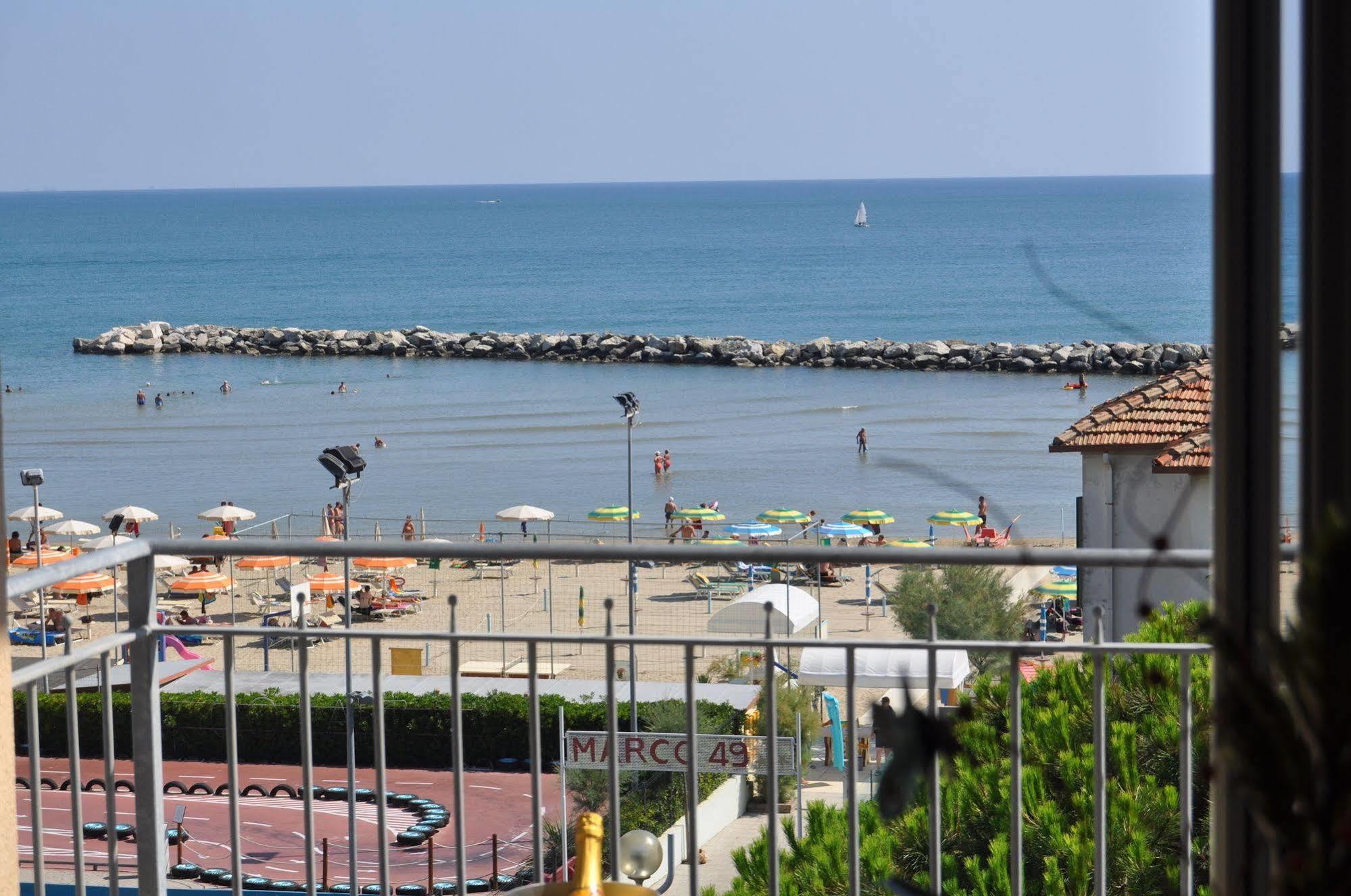 Hotel Playa Rimini Exterior foto